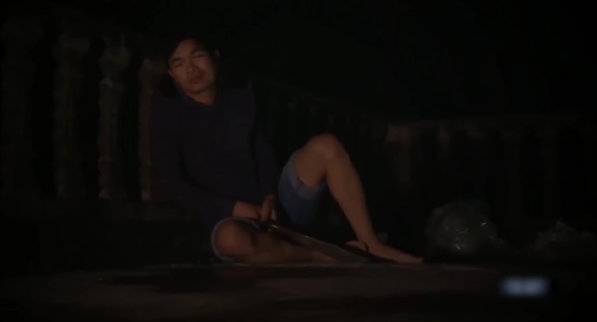 Khoảng 3h sáng 20/11, đối tượng tỏ ra mệt mỏi, công an tiến hành áp sát, bắt giữ đối tượng Đào Văn Hùng và đưa về trụ sở làm việc. (Ảnh minh họa)