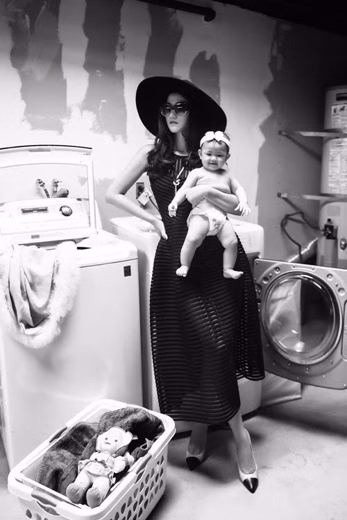 Dù dành phần lớn thời gian cho việc chăm sóc con, song Maya cũng đang ấp ủ một vài dự án âm nhạc, điện ảnh sẽ được thực hiện vào đầu năm 2016.