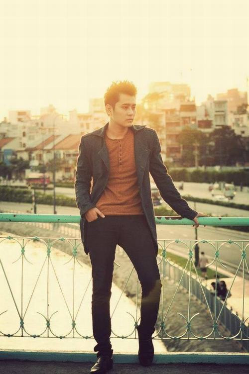 Hiện tại bạn bè của Quang Minh đang kêu gọi các khán giả, "mạnh thường quân" chung tay giúp đỡ để gia đình có kinh phú giúp anh vượt qua cơn bạo bệnh. Theo chia sẻ từ em trai Quang Minh, mỗi ngày, chi phí lọc máu cho nam MC tốn khoảng 20 triệu. Các biện pháp chữa trị hiện giờ chưa thể xác định nhưng mức chi phí sẽ còn đòi hỏi cao hơn nữa.