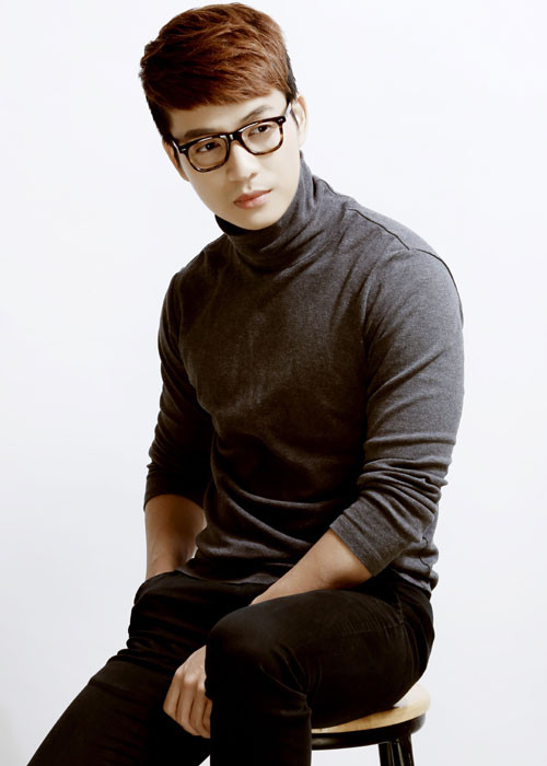 Thanh co co boc va vu chan dai di khach len phim-Hinh-2