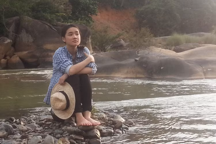 Dien vien Manh Truong hoa ong bo dien trong phim moi-Hinh-4