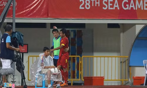 Them cau thu U23 Viet Nam phai nhap vien khan