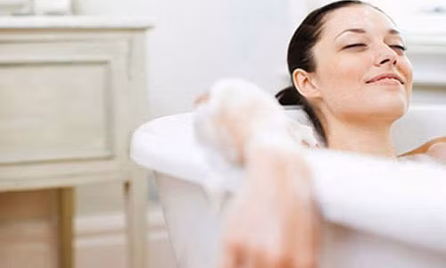 Bai thuoc ngam mong giup phu nu day lui benh vung kin