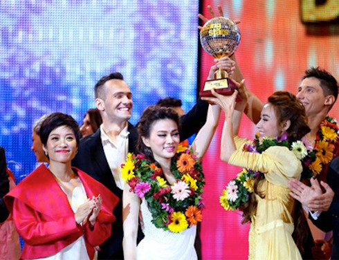 Loat scandal gay soc cua Buoc nhay hoan vu 2015