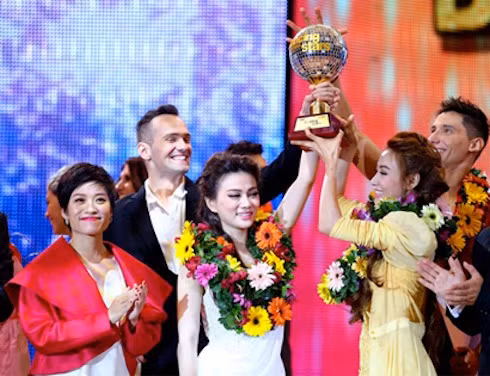 Loat scandal gay soc cua Buoc nhay hoan vu 2015