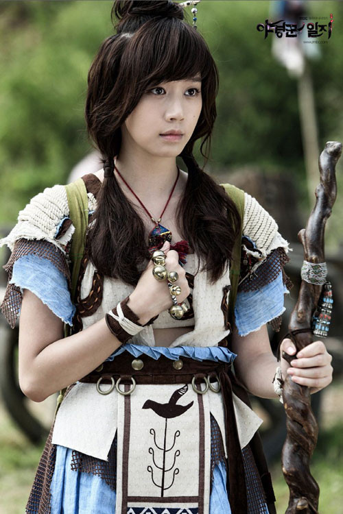 Do Ha (nữ diễn viên Go Sung Hee thủ vai) trong "Người canh gác bóng đêm" dễ thương và có kiểu tóc thực sự phù hợp với tính cách của nhân vật.