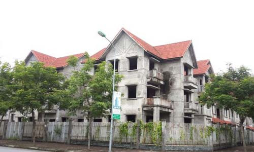 Lanh nguoi do thi hang nghin ty cua HUD bi bo hoang