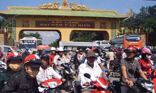 Khu du lich Dai Nam mo cua mien phi het thang gieng