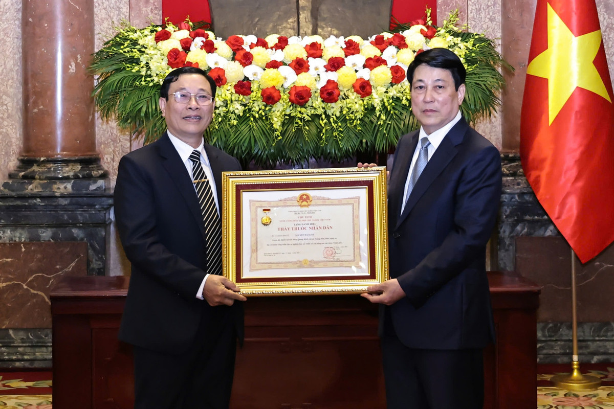 Chủ tịch nước trao danh hiệu “Thầy thuốc Nhân dân” cho 46 cá nhân - Hình 3 Chu tich nuoc trao danh hieu “Thay thuoc Nhan dan” cho 46 ca nhan-Hinh-3