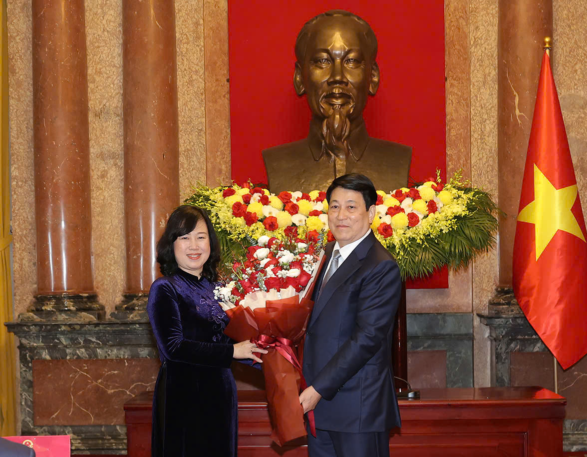 Chủ tịch nước trao danh hiệu “Thầy thuốc Nhân dân” cho 46 cá nhân - Hình 2 Chu tich nuoc trao danh hieu “Thay thuoc Nhan dan” cho 46 ca nhan-Hinh-2