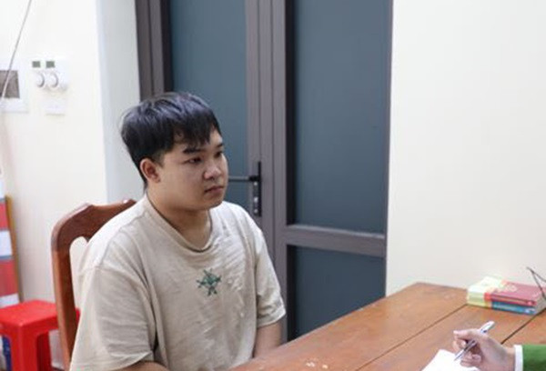 Bắt kẻ tông xe vào cán bộ CSGT ở Thái Bình Bat ke tong xe vao can bo CSGT o Thai Binh