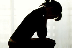  5. Quay lén cảnh ân ái ép người yêu cũ quan hệ: Ngày 16/12, công an TP Hà Nội đã bắt Đào Văn Cường (SN 1987, ở Trần Phú, Lam Sơn, thị xã Bỉm Sơn, Thanh Hoá, tạm trú ở xóm 6A Cổ Nhuế, Từ Liêm, Hà Nội) (Ảnh minh họa).