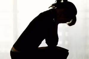  5. Quay lén cảnh ân ái ép người yêu cũ quan hệ: Ngày 16/12, công an TP Hà Nội đã bắt Đào Văn Cường (SN 1987, ở Trần Phú, Lam Sơn, thị xã Bỉm Sơn, Thanh Hoá, tạm trú ở xóm 6A Cổ Nhuế, Từ Liêm, Hà Nội) (Ảnh minh họa).