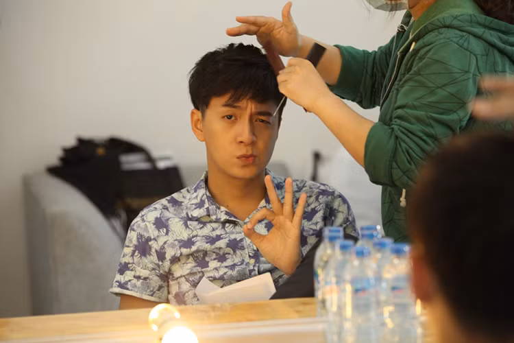 Tran Thanh – Thu Trang ru nhau nhap vai diep vien-Hinh-14