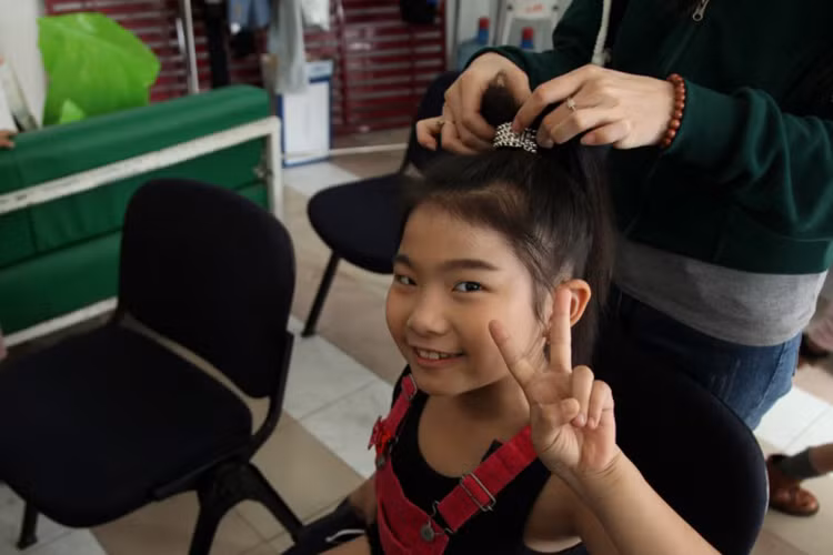 Tran Thanh – Thu Trang ru nhau nhap vai diep vien-Hinh-11