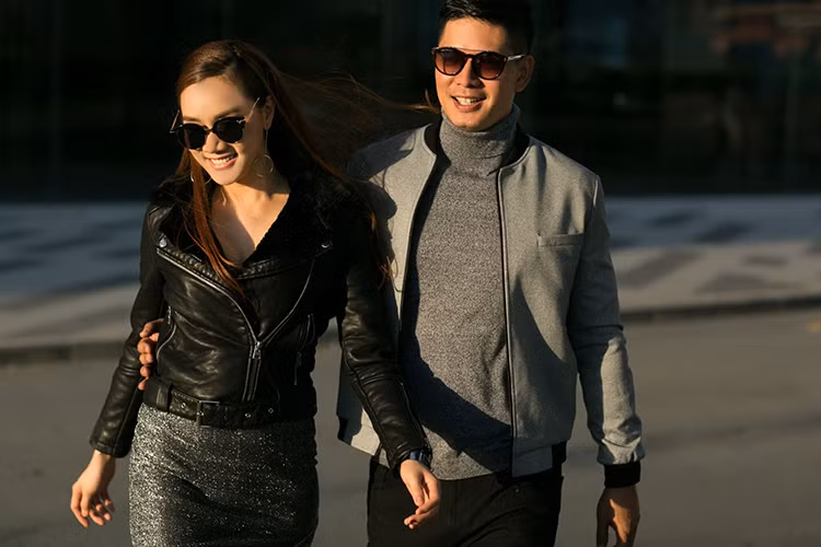 Trong “Ngày mai ánh sáng”, Trang Nhung đảm nhận vai cô gái nghèo đi làm giúp việc cho một gia đình giàu có.