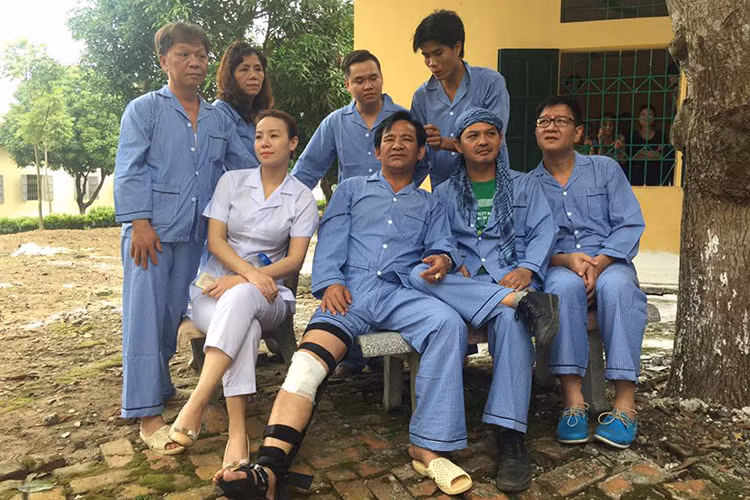 Thời gian phần 7 của series “Đại gia chân đất” ghi hình, nghệ sĩ Quang Tèo đã chia sẻ nhiều hình ảnh hậu trường. (Ảnh: Facebook nhân vật)