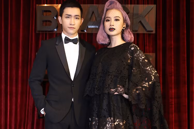 Tối qua (9/12), diễn viên Angela Phương Trinh đã đến tham dự show diễn Thu Đông 2016 của NTK Đỗ Mạnh Cường. 