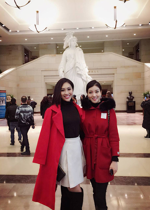 Buổi tham quan là khoảng thời gian nghỉ ngơi, khám phá của Diệu Ngọc cũng như của các người đẹp khác sau các buổi ghi hình, diễn tập. (Ảnh: Facebook Diệu Ngọc)