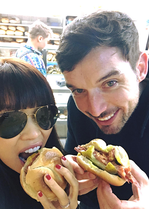 Còn nhớ, vào tháng 7 vừa qua, Hà Anh đã kết hôn với ông xã mang quốc tịch Anh tên Olly Dowden sau 2 năm hẹn hò. (Ảnh: Facebook nhân vật)