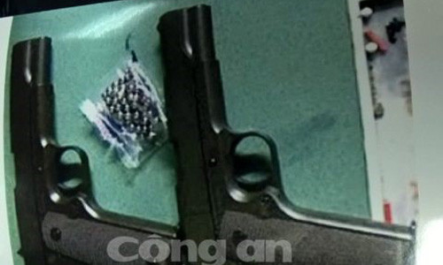 Khẩu súng bắn bi được cho là công cụ được nghi phạm sử dụng để gây án.