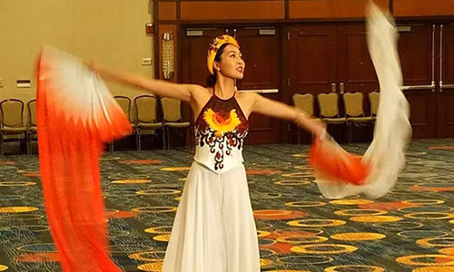 Dieu Ngoc truot ban ket phan thi tai nang tai Miss World