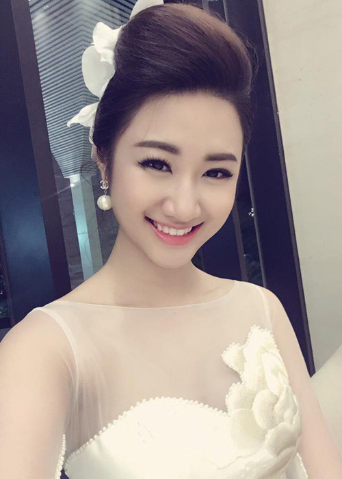 Người đẹp sinh năm 1996 hiện đang là sinh viên khoa Quản trị khách sạn tại Thụy Sĩ. (Ảnh: Facebook nhân vật)