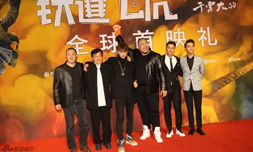 Thanh Long gay buc xuc vi chieu tro lua doi khan gia-Hinh-2