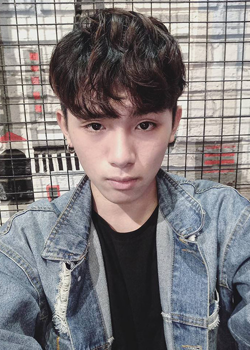 Được biết, chàng hot boy của Sing My Song năm nay 16 tuổi, đến từ Quảng Ngãi. (Ảnh: Facebook nhân vật)