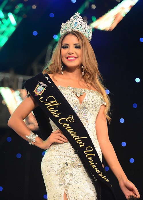 Đến từ Ecudor, Connie Jimenez cũng là ứng viên sáng giá tại Hoa hậu Hoàn vũ Thế giới 2016. Cô sở hữu gương mặt sắc nét, thân hình gợi cảm. (Ảnh: Pinterest) 