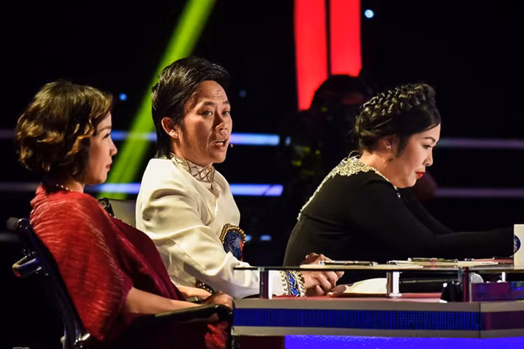 Hoài Linh và Hồng Vân đều cho rằng Nhã Thy còn quá trẻ so với bản gốc nên tiết mục của cô bé chưa giống, song bù lại phần trình diễn này lại vượt ngoài mong đợi của 2 giám khảo. Thầy trò Lê Việt - Nhã Thy giành vị trí á quân, để hụt 700 triệu đồng đã làm người xem tiếc nuối.