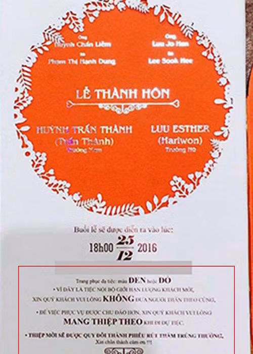 Được biết, các khách mời tham dự tiệc cưới của Trấn Thành - Hari Won phải mặc trang phục đỏ và đen, mang theo thiệp cưới cũng như không được đưa theo người thân đi cùng. (Ảnh: Khám Phá)