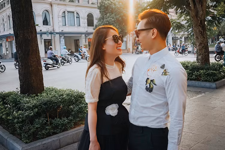 Trước khi đến với Ngọc Hương, nam MC từng kết hôn với ca sĩ Thu Phượng và cả hai đã có một cô con gái chung. (Ảnh: Facebook nhân vật) 