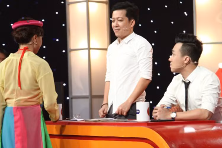 Lên sóng vào tối ngày 14/12, tập 7 Thách thức danh hài sẽ tiếp tục mang đến những màn trình diễn hài hước. Thí sinh Hải Hậu sẽ vào vai bà bầu trách móc Trấn Thành. 