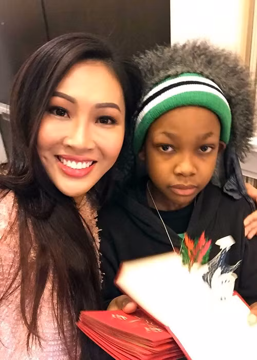 Ở phần thi dự án nhân ái, Diệu Ngọc mang đến cuộc thi dự án xây trường cho trẻ em vùng cao ở tỉnh Lào Cai. (Ảnh: Facebook nhân vật)