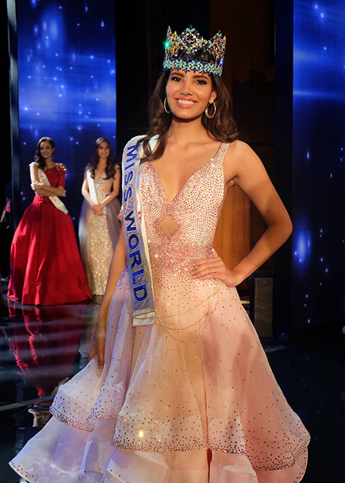 Tân Hoa hậu Thế giới 2016 đã đánh bại 116 người đẹp khác để đăng quang ngôi vị cao nhất của cuộc thi. (Ảnh: Hoa hậu Thế giới)