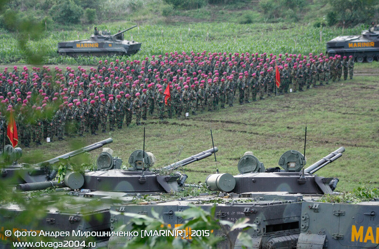 Ngay sau khi ra đời, BMP-3F đã được nhiều quốc gia trên thế giới "đón nhận nồng nhiệt" với đơn hàng tới tấp. Tại khu vực Đông Nam Á, Indonesia đã trở thành quốc gia đầu tiên ký hợp đồng mua BMP-3F. Ít nhất 54 chiếc BMP-3F đã được Nga chuyển giao cho Indonesia và năm 2010 và 2014. Nguồn ảnh: otvaga2004