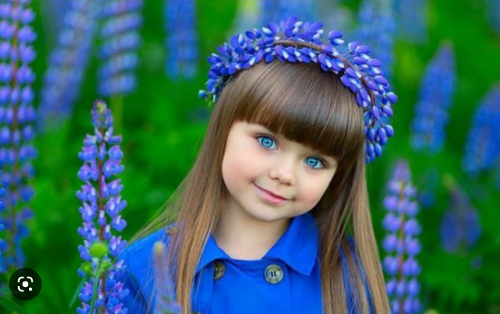 Năm 2018, L'Officiel đánh giá Anastasiya Knyazeva đứng thứ 5 trong danh sách những người mẫu nhí đẹp nhất thế giới. Thời điểm này, bé được nhiều nhãn hàng thời trang nổi tiếng như Chobi Kids, Kenguru và Kia Motors,... săn đón, liên tục xuất hiện trên các đoạn phim quảng cáo.