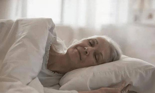 Hai noi tren co the “ru xuong”, coi chung duong khi can-Hinh-2