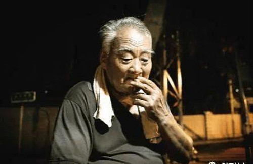 Hai noi tren co the “ru xuong”, coi chung duong khi can