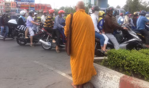 Su gia long hanh o cua ngo TP HCM dip Tet-Hinh-5