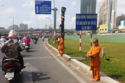 Su gia long hanh o cua ngo TP HCM dip Tet-Hinh-2