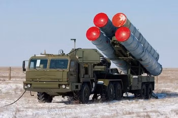 Nếu xét về tiềm lực quân sự, giữa Nga và Trung Quốc không còn có chênh lệch lớn như cuộc xung đột biên giới xảy ra tại Damansky trong quá khứ nữa, thậm chí cán cân đang nghiêng nhẹ về Bắc Kinh.