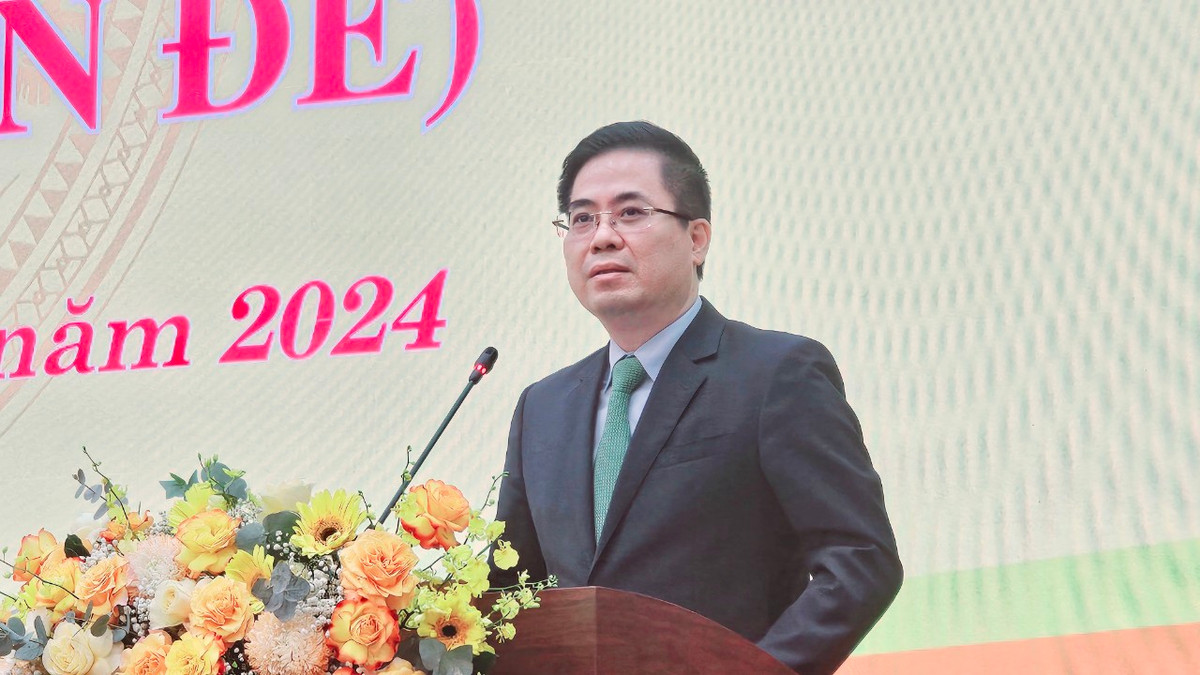 Tân Chủ tịch Quảng Ngãi quyết tâm đẩy mạnh phát triển công nghiệp Tan Chu tich Quang Ngai quyet tam day manh phat trien cong nghiep