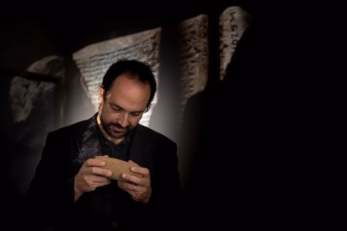 AI giup hoan chinh su thi Gilgamesh 4.000 nam tuoi-Hinh-2