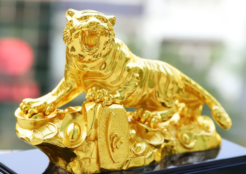 Song hỷ lâm môn, được cấp trên cất nhắc, thăng tiến trong sự nghiệp nên con giáp giàu có này sẽ ngập trong phú quý, tiêu xài thả ga tiền vẫn chất chật nhà. 