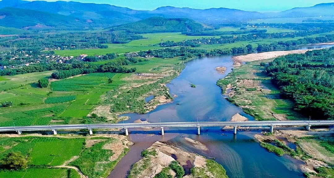 Quảng Ngãi đề xuất dùng 4000 tỷ đồng xây hồ chứa nước 140 triệu khối Quang Ngai de xuat dung 4000 ty dong xay ho chua nuoc 140 trieu khoi