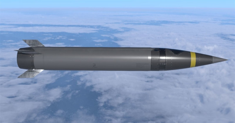  Tên lửa đạn đạo chiến thuật PrSM Mỹ sẽ được sử dụng chủ yếu để chọc thủng hệ thống phòng không của Nga. Trong khi đó ở Thái Bình Dương loại vũ khí này có chức năng chống các tàu chiến của Trung Quốc. "Thay vì hoãn phóng đến cuối năm 2020 như ban đầu, công việc này đã được thực hiện trong năm 2019 nhằm rút ngắn thời gian hoàn thiện vũ khí và giúp Mỹ có thêm phương án đối phó với đối thủ trong tình hình mới", Thiếu tướng Mỹ John Rafferty nói.