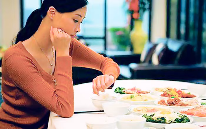 Vo luon tat bat muu sinh con chong luc nao cung phoi phoi