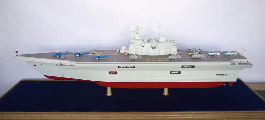 Có một dự án thú vị, Omsktransmash với các kỹ sư tài năng đã hứa hẹn một phương tiện chiến đấu bộ binh thế hệ mới. Nhưng các chuyên gia đánh giá đề nghị của Omsk là rất tốn kém và khó khăn về kỹ thuật.